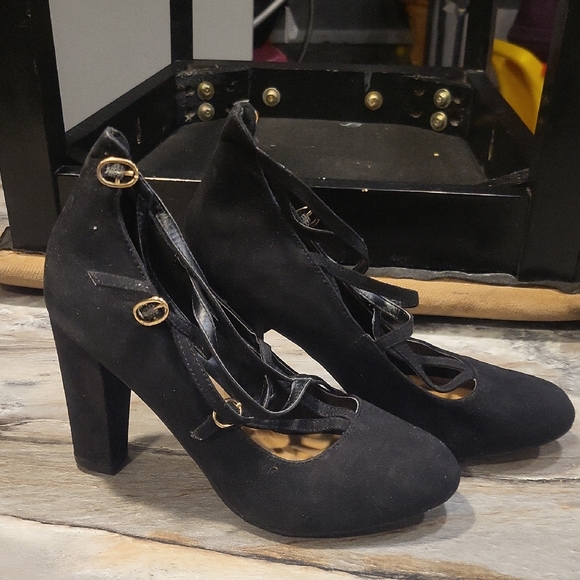 BAMBOO Shoes - Black Lace-Up Heels with Gold Buckle Straps-8.5